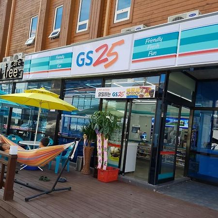 Apartament Island Tree Seogwipo Zewnętrze zdjęcie